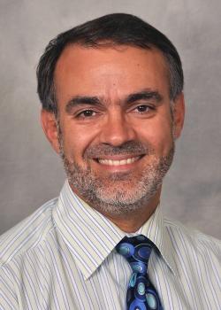 Michael Vertino，医学博士